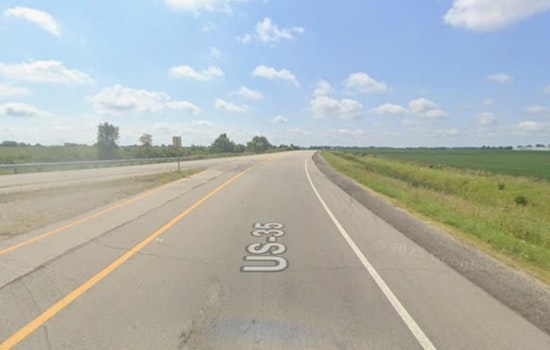 Logansport Hog Haul Horror as Semi Rollover Kills 77 Pigs