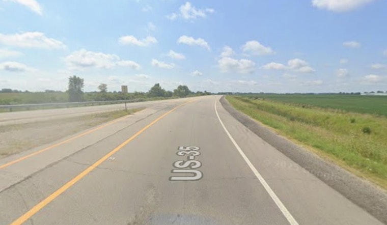 Logansport Hog Haul Horror as Semi Rollover Kills 77 Pigs