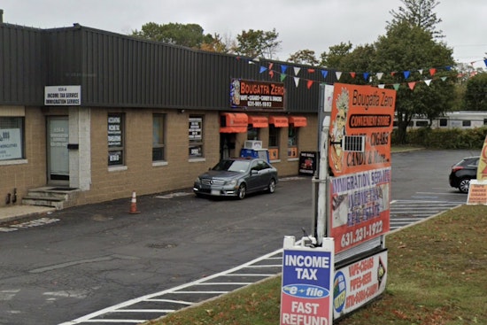 Long Island Dad, Smoke Shop Owner Take Down Alleged Carjacker With Kids Trapped Inside