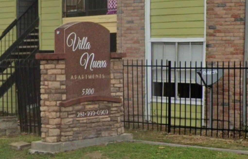 Longacre Swoops In On ‘Extremely Distressed’ 541-Unit Villa Nueva In Houston
