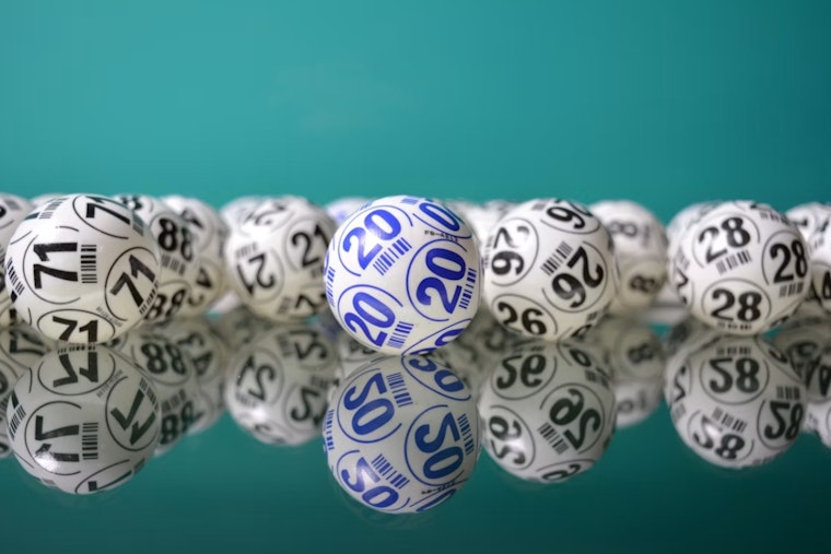 Lucky Buckeye Snags $50K As Powerball Swells To $225 Million