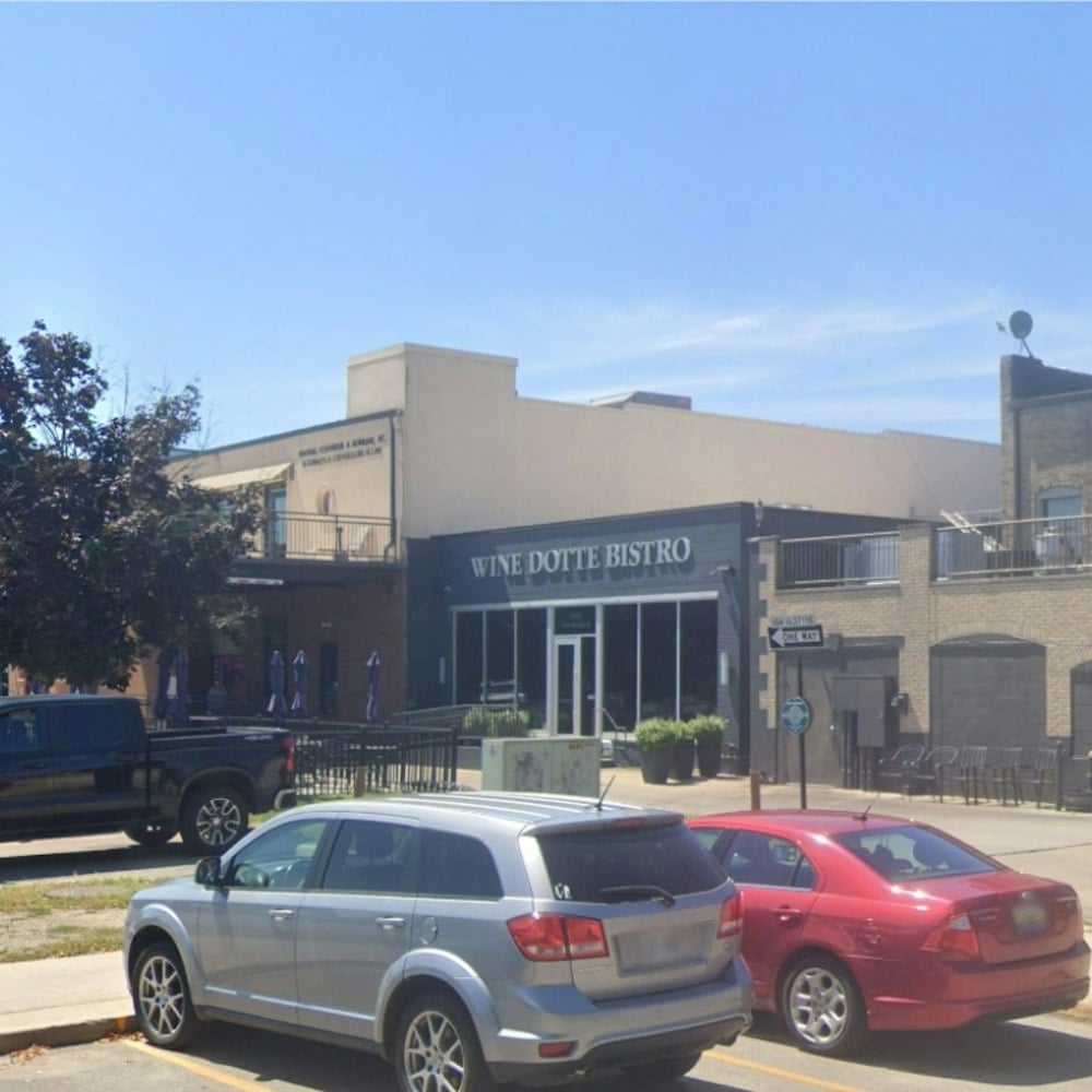 Luna Bar Puts Wyandotte’s Riverfront Dining Scene Over The Moon