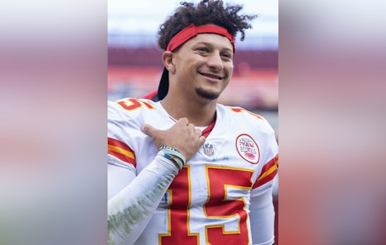 Mahomes Hits Half-Billion Mark In Wild Chiefs Cash Grab