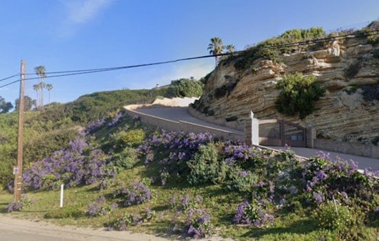 Malibu Bluff Stunner Lists For $28.8 Million On Baden Place