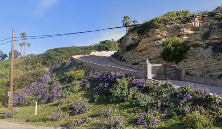 Malibu Bluff Stunner Lists For $28.8 Million On Baden Place