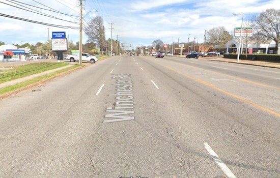 Man Dies After Crash On Winchester Road In Hickory Hill