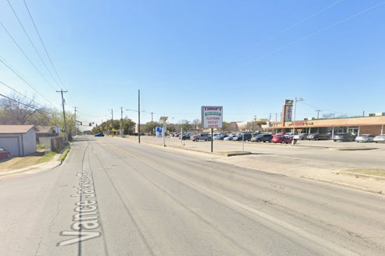 Mystery Man Gunned Down in North Side Parking Lot