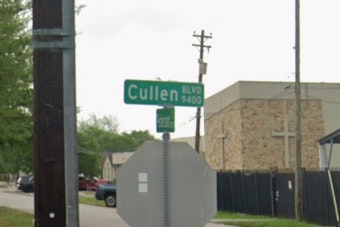 Head Shot Outside Southeast Houston Corner Store Leaves Man Clinging to Life