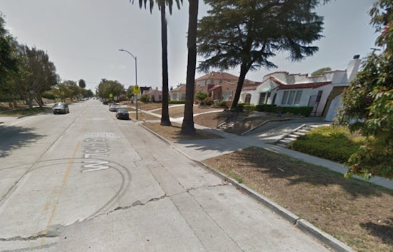 Manchester Square House Fire Knocked Down by LAFD