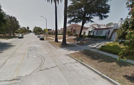 Manchester Square House Fire Knocked Down by LAFD