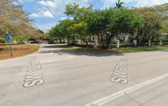 Masked Smash-And-Grab Crew Nabbed Cruising Pinecrest Village