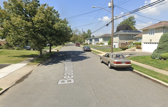 Massapequa Midnight Horror as Man Is Fatally Stabbed and Woman Seen Running From Scene