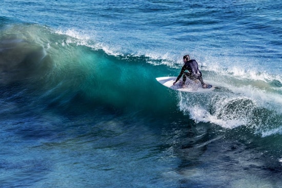 Maui Surf Phenom Jackson Bunch Torches Tahiti, Targets Ala Moana Redemption