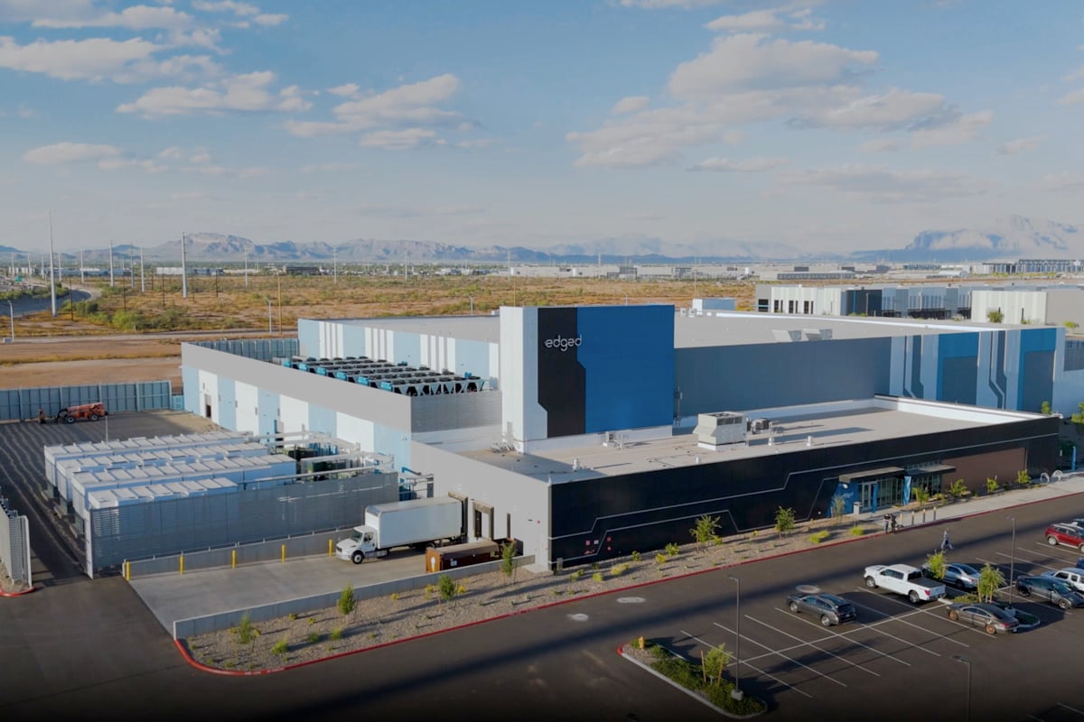 Mesa's Monster AI Data Hub Rises in Silicon Desert with Zero Water Cooling