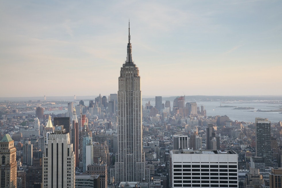Messi, Ronaldo and Beckham Jerseys Take Over Empire State Building
