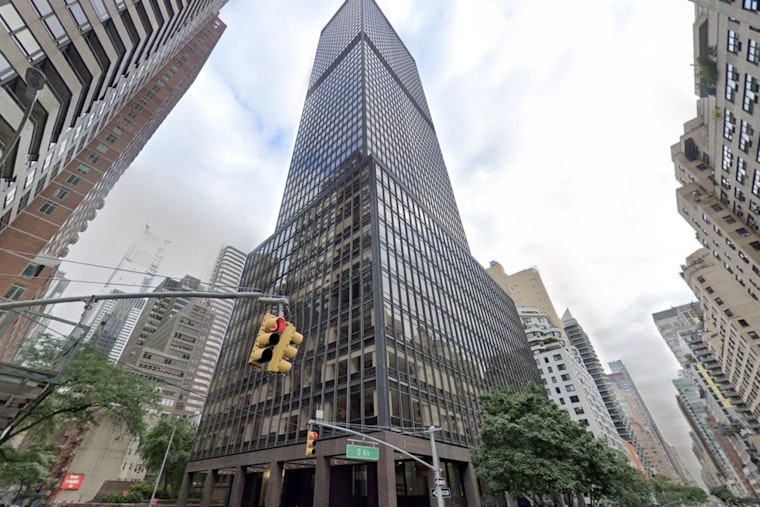 Midtown Insider Snags One Dag In Half‑Off Tower Play