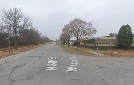 Milwaukee Block On Edge After Cops Shoot Man Inside 84th And Lynx Apartment