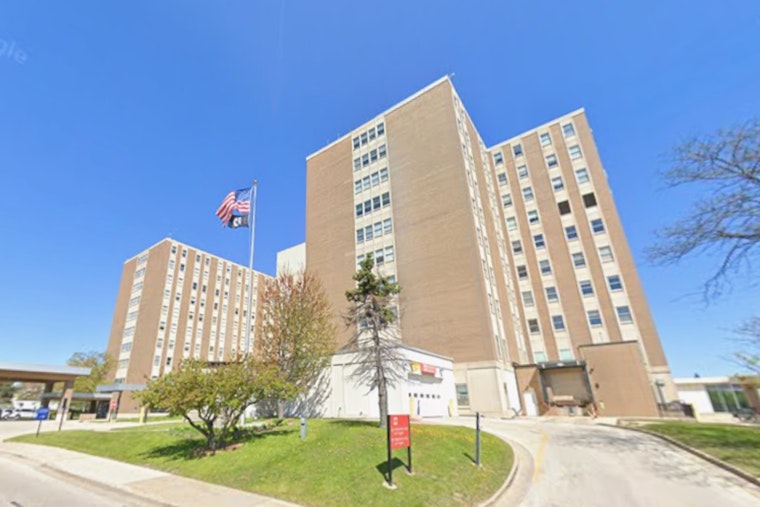 Milwaukee Veterans Worry As VA Moves Travel Claims Online