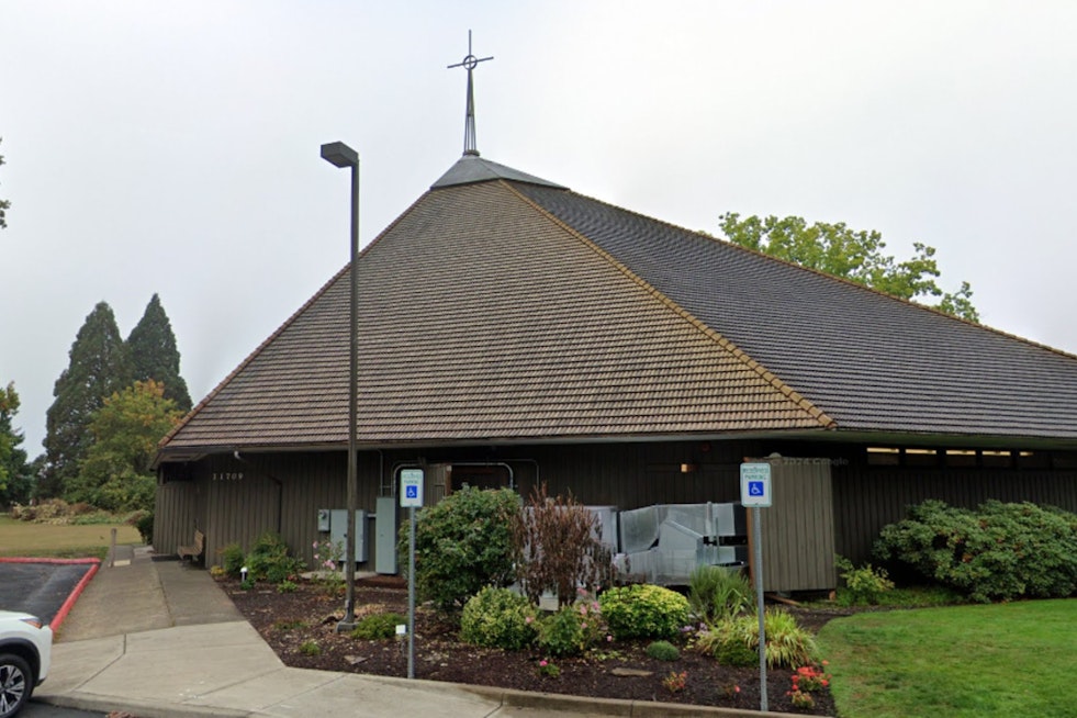 Milwaukie Pew War, Romanesque Revamp Splits Christ The King Flock