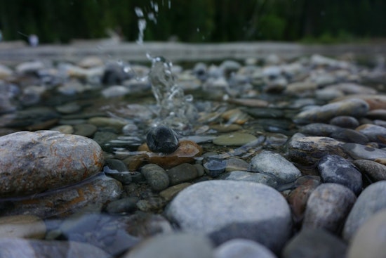 Minneapolis’ Secret Heat Wave: Warming Groundwater Menaces Springs And Old Pipes
