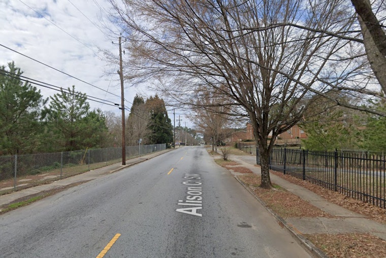 Morning Gunfire Outside Corner Market Rattles Southwest Atlanta