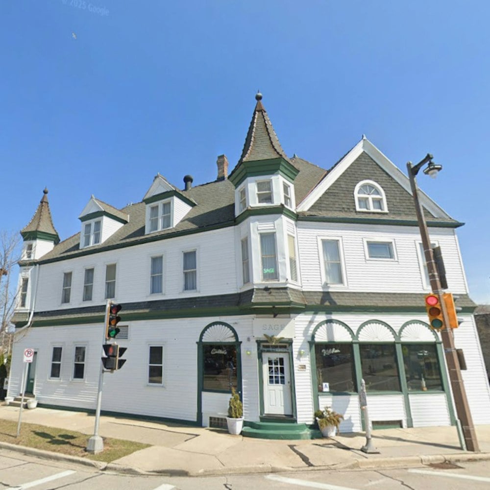 Beloved Bay View Hotspot Mother’s Goes Dark After Just One Year