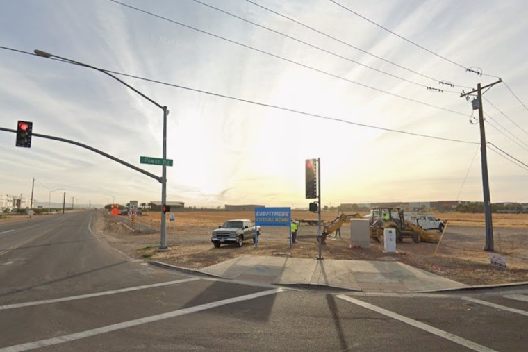 Mystery Buyer Drops $17.82M On Pair Of Phoenix-Area 7‑Eleven Builds