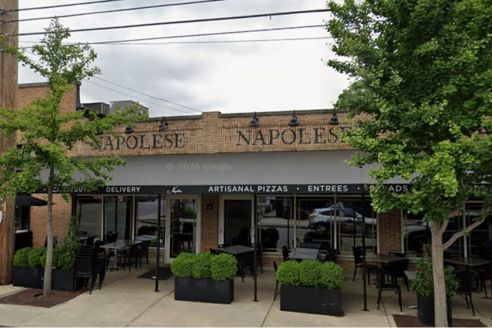 Napolese Pizzeria Closing Fashion Mall Location In Indianapolis