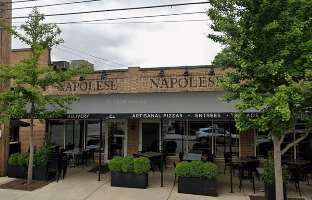 Napolese Pizzeria Closing Fashion Mall Location In Indianapolis