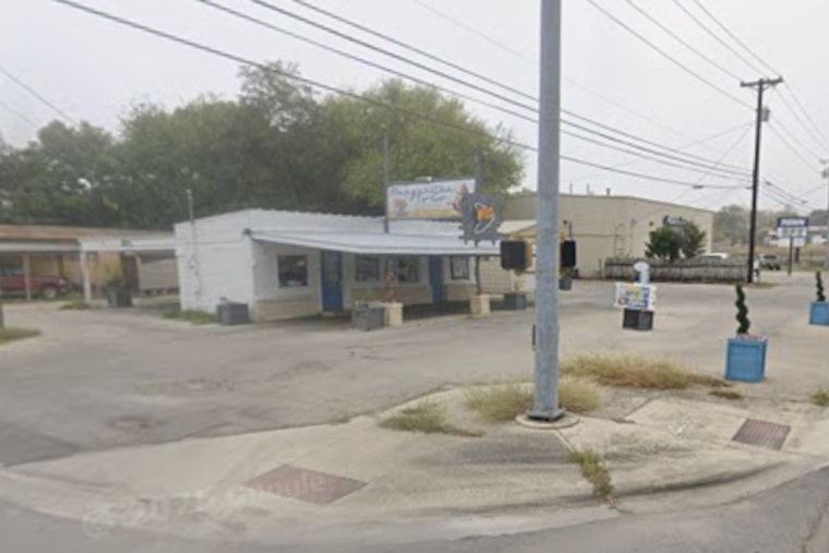 New Braunfels Gets Boozy Drive-Thru as SipIT Rolls Into Old Roc-N-Ritas Spot