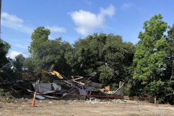DeGaulle Manor Finally Comes Down As Algiers Neighbors Get Their Payback