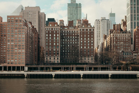 New York Home Listings Climb Again, But Buyers Still Battle for Bargains