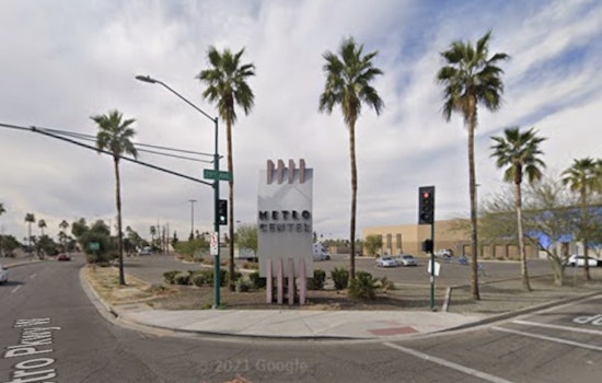 North Phoenix Canal Horror Bystanders Drag Man From Water Near Metrocenter