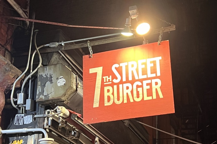 NYC Smash Hit 7th Street Burger Sizzles Into Hackensack