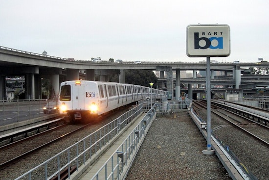 Oakland Late-Night Track Squeeze Turns MacArthur BART Transfers Into Waiting Game