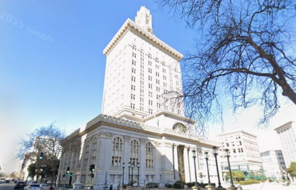 Oakland's 'Nobody's Crazy' Budget Saves Jobs, Squeezes Watchdogs