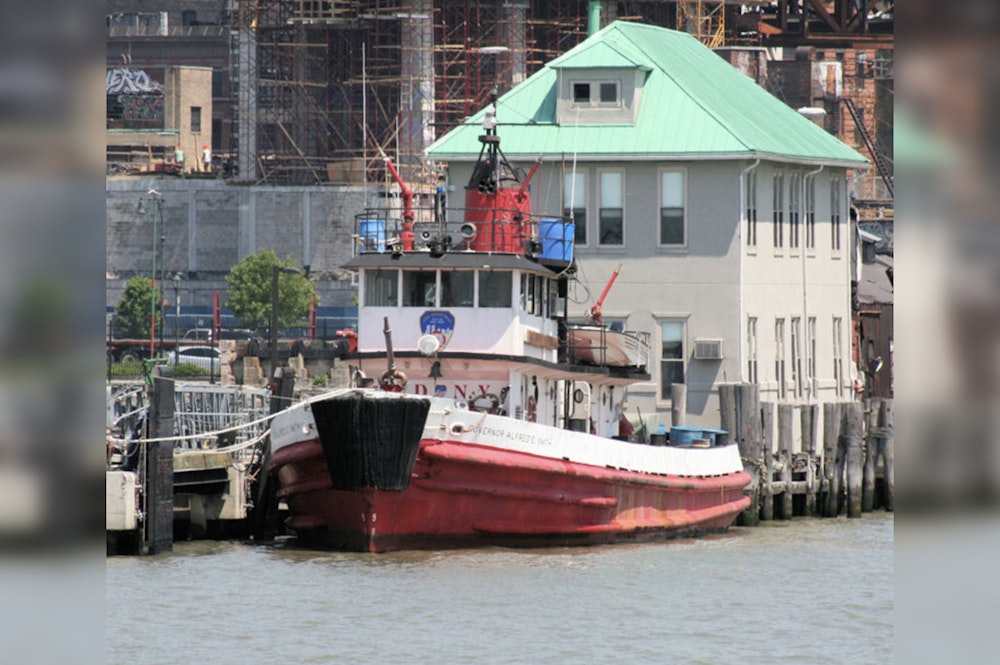 Old FDNY Fireboat Makes Waves As New Pier 6 Floating Bar