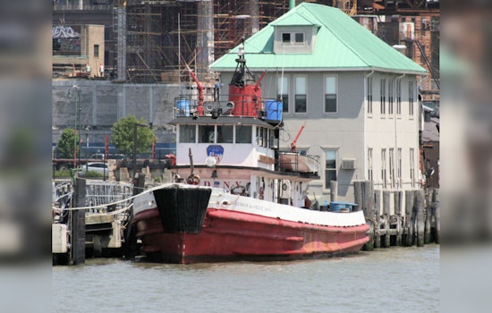 Old FDNY Fireboat Makes Waves As New Pier 6 Floating Bar