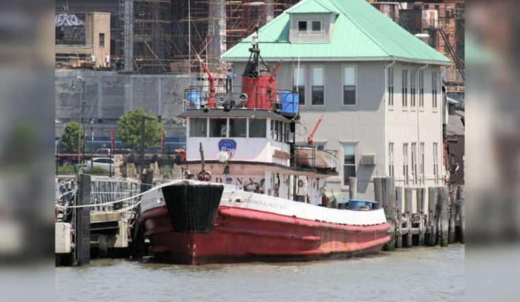Old FDNY Fireboat Makes Waves As New Pier 6 Floating Bar