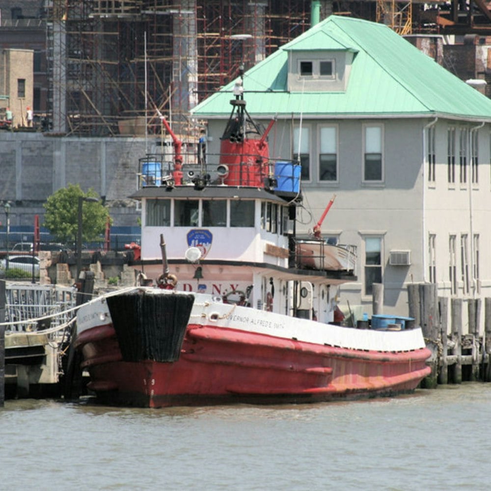 Old FDNY Fireboat Makes Waves As New Pier 6 Floating Bar