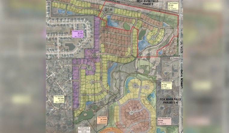 Old Golf Course Tees Up 44 New Homes in Menomonee Falls' Fox River Falls