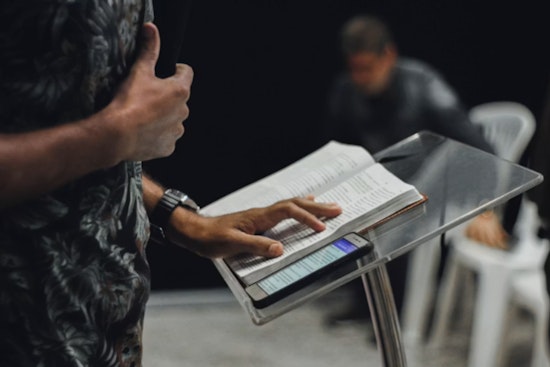 Orlando Baptists Crack Down on Women Pastors, Houston Churches in Crosshairs