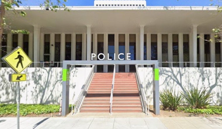 Palo Alto Waves Cash Carrot To Poach Cops From Next Door