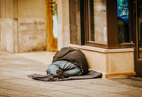 Pasadena Homeless Tally Flat Even as Fewer Sleep on Streets