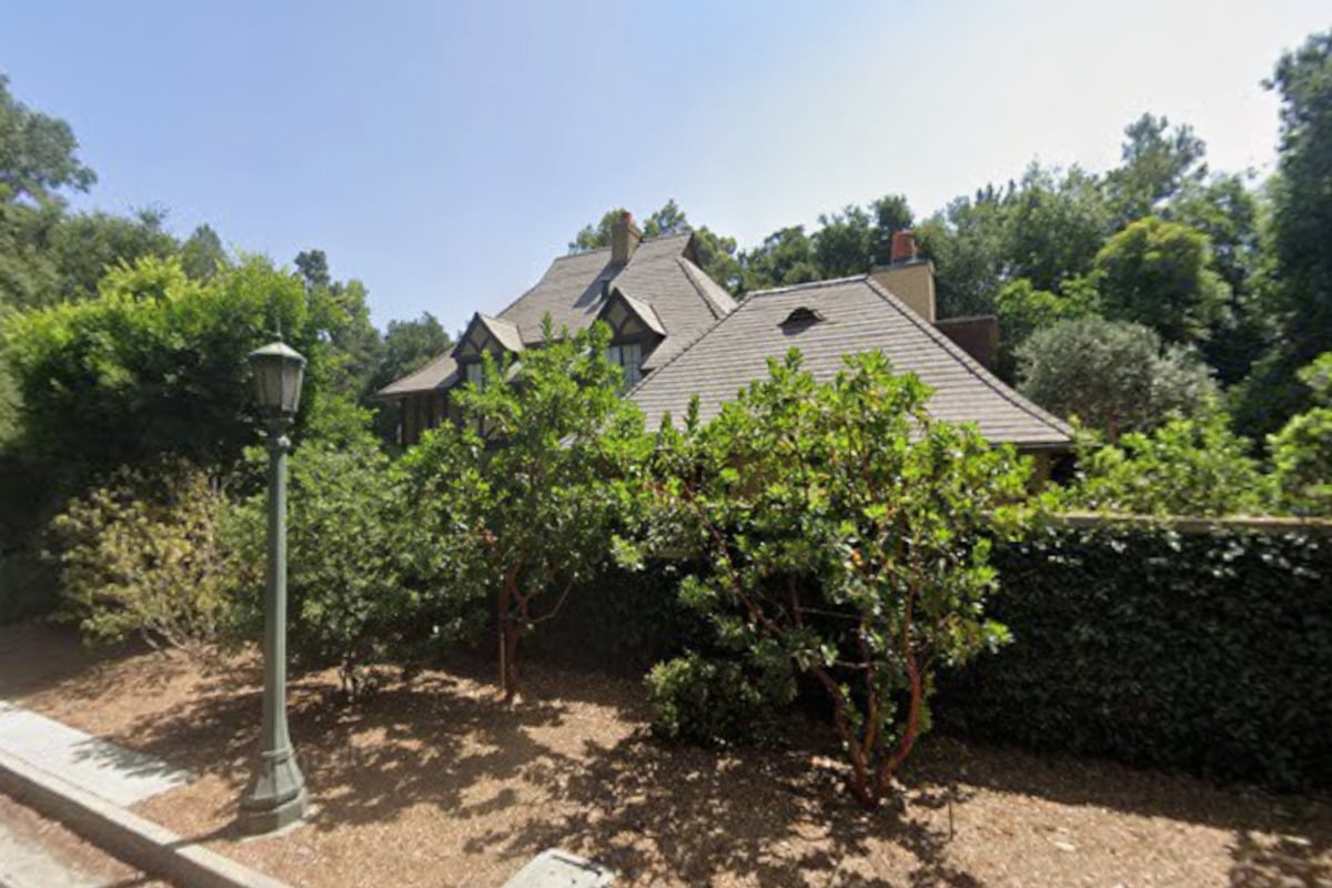 Pasadena Wayne Manor Back on Market at $32M