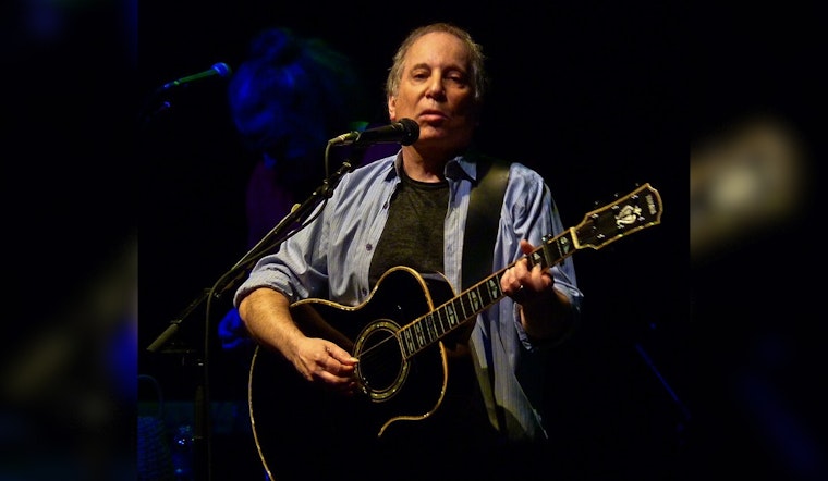 Paul Simon Turns Stanford’s Frost Into a Quiet Sing-along