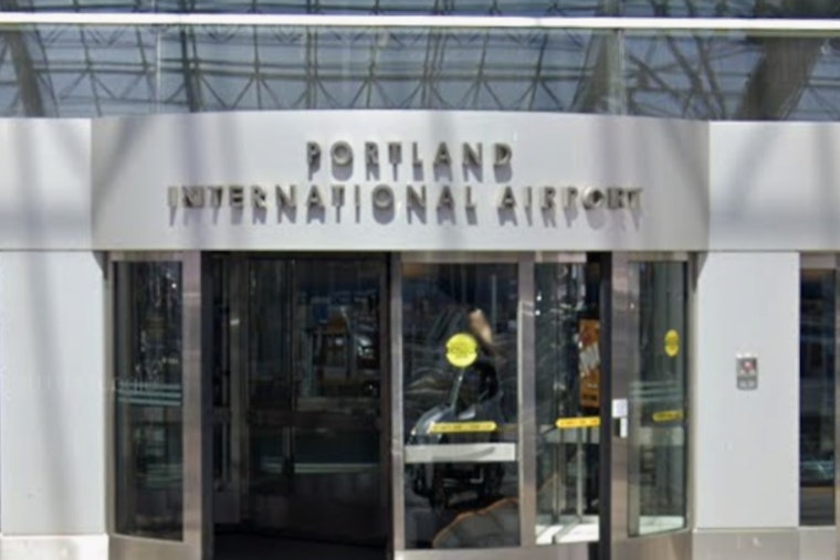 PDX Showdown, Horizon Flight Crews Press Strike Authorization Vote At Airport Rally