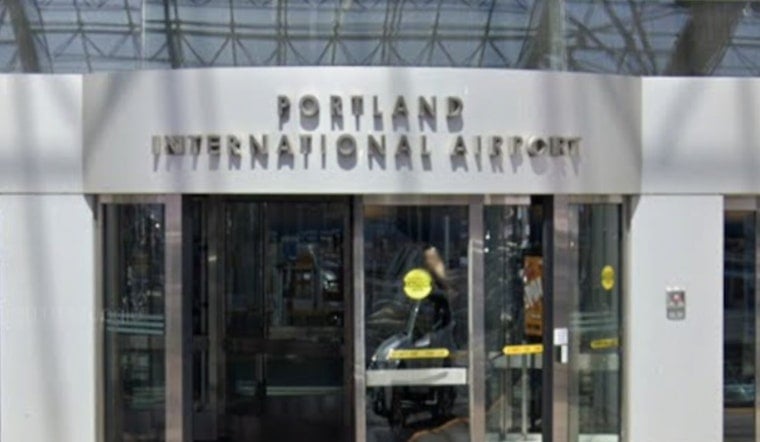 PDX Showdown, Horizon Flight Crews Press Strike Authorization Vote At Airport Rally