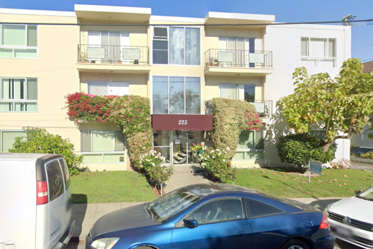 Peninsula Apartment Double-Play Nets $17.9 Million From Hungry Investors