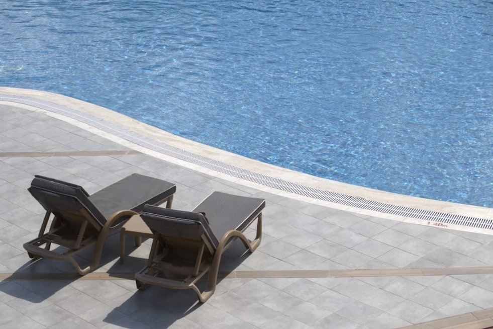 Phoenix Poolside Nap From Hell Leaves 82-Year-Old With Severe Burns